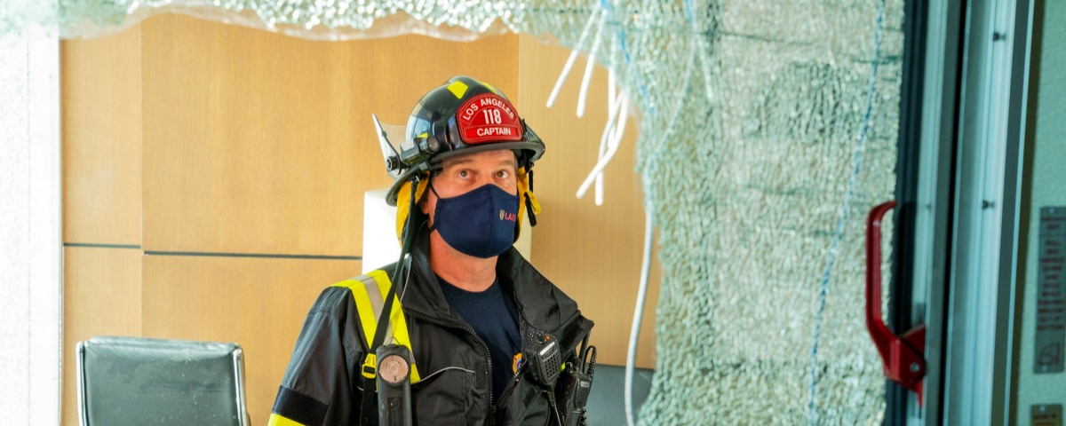 Imagem de: 9-1-1: veja tudo sobre a estreia da 4ª temporada da série (Recap)