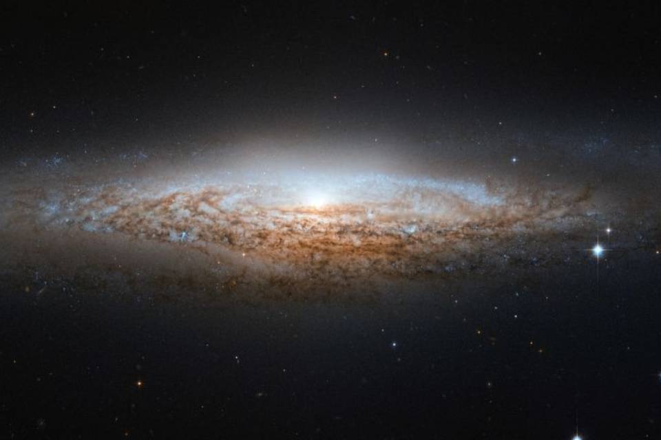 Via Láctea faz um 'ola' a cada 440 milhões de anos; entenda