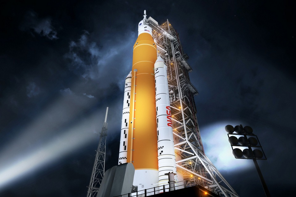 Biden herda decisão sobre o que fazer com foguete da NASA