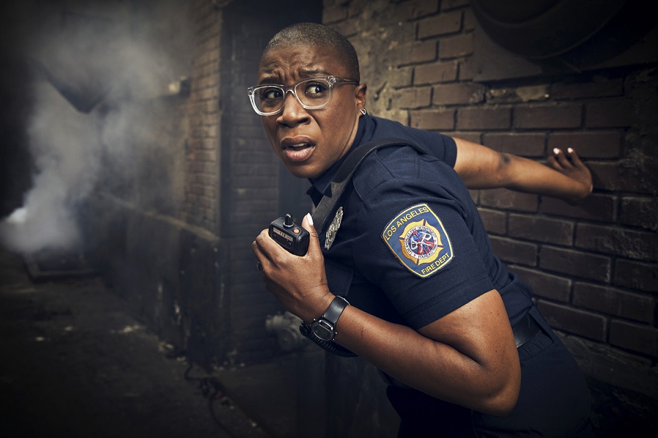 9-1-1: atriz fala sobre episódio crossover com 9-1-1: Lone Star