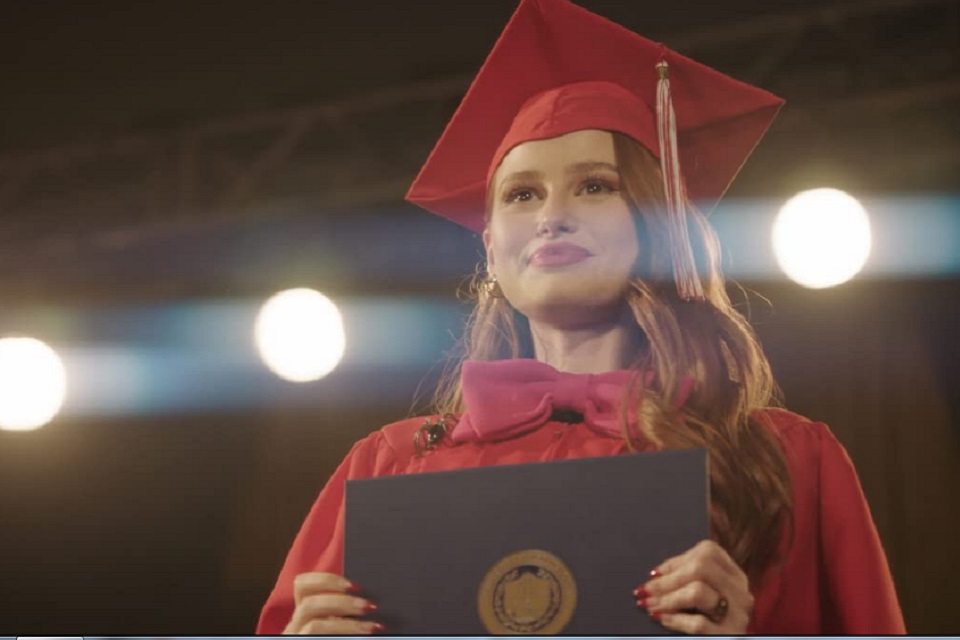 Riverdale 5x3: muitas emoções tomam a formatura de Riverdale High (Recap)