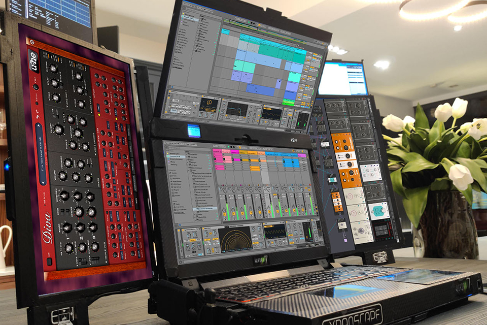 Aurora 7, o 'laptop' com sete telas e duas horas de bateria