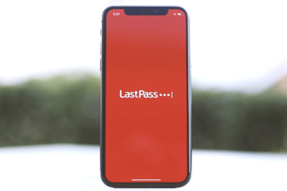 Contas grátis do LastPass vão funcionar só no PC ou só no celular