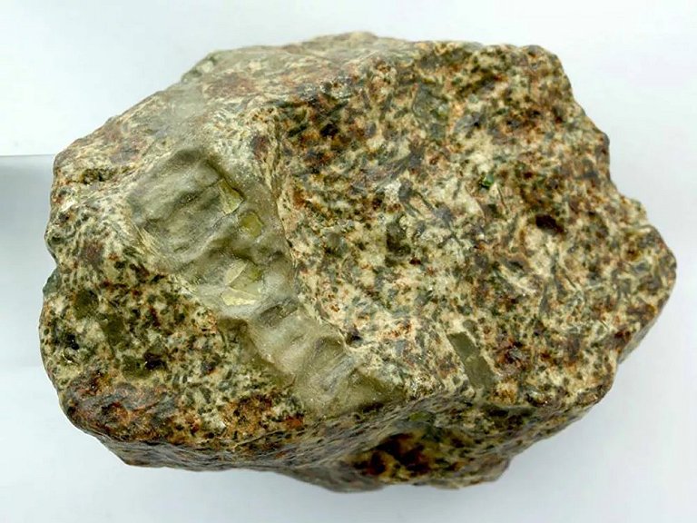 Un meteorite vulcanico è stato trovato più vecchio della Terra stessa