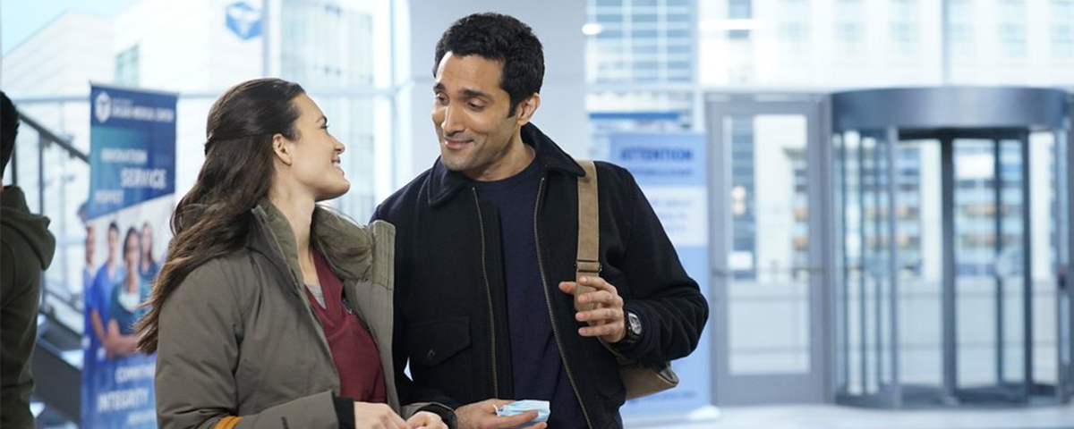 Imagem de: Chicago Med 6x09: Natalie e Crockett irão assumir o namoro? (preview)