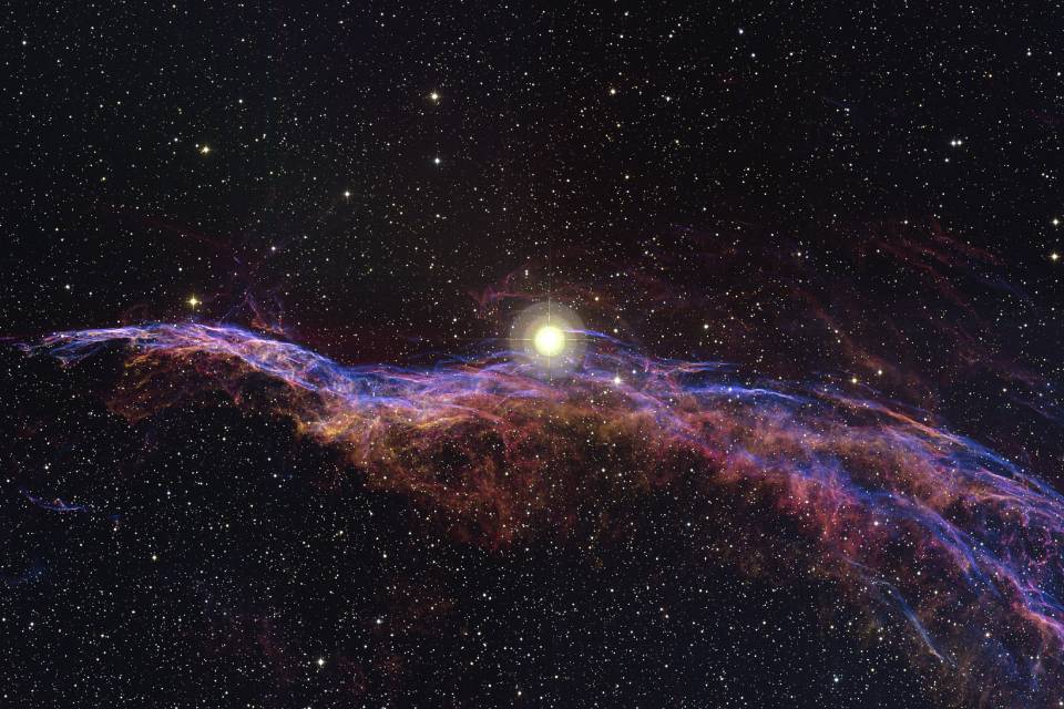 NASA divulga imagem inédita e espetacular da Nebulosa do Véu