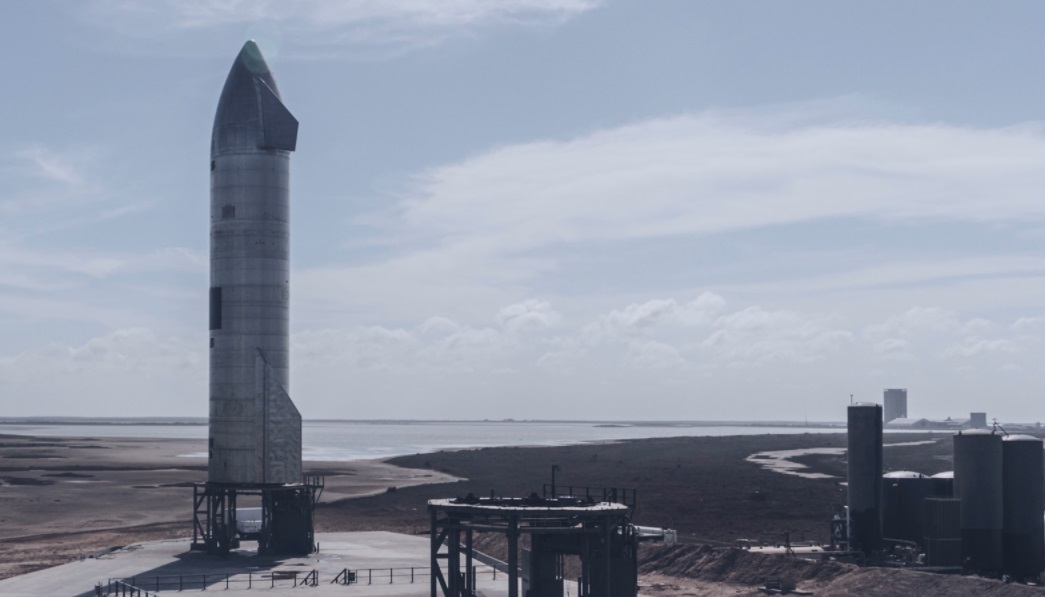 SpaceX planeja torre que 'captura' foguete após um lançamento