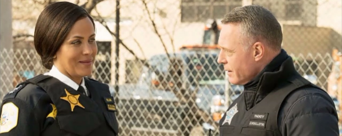 Imagem de: Chicago PD 8x12: Voight lida com um conflito interno
