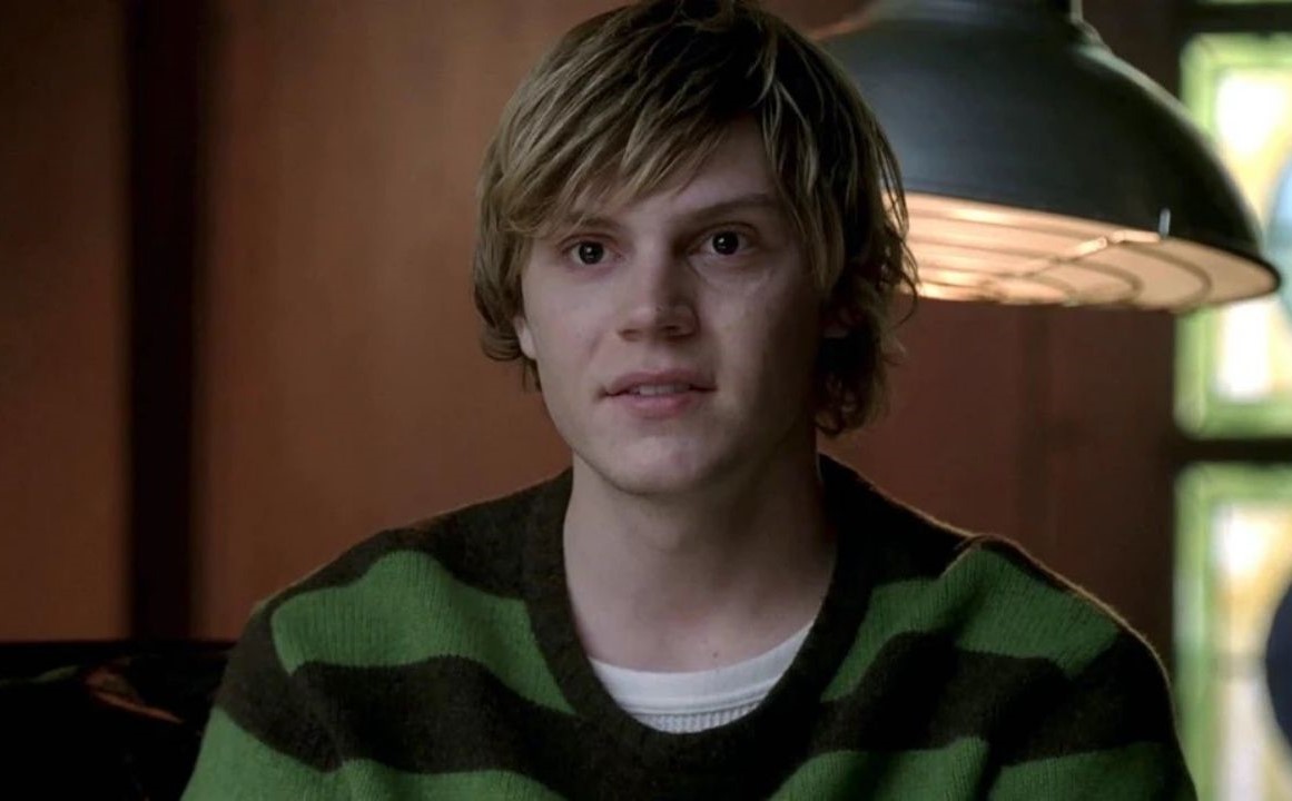 Ver Online American Horror Story 10