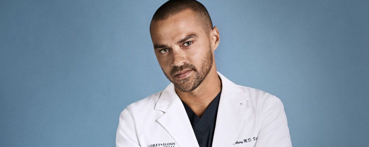Imagem de: Grey's Anatomy 17x15: adeus de Jackson é destaque (promo)