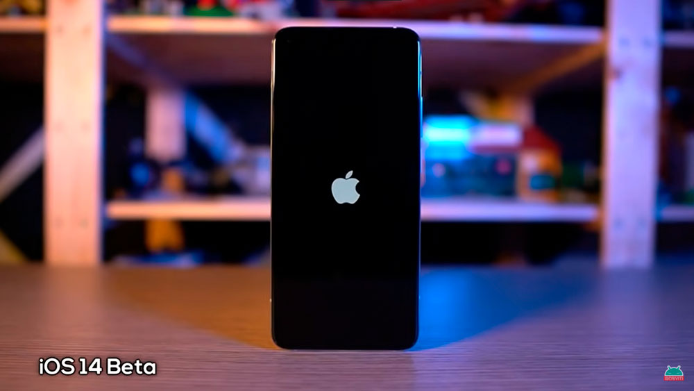 O tema iOS 14 beta exibe o logo da Apple no boot de celulares Xiaomi compatíveis