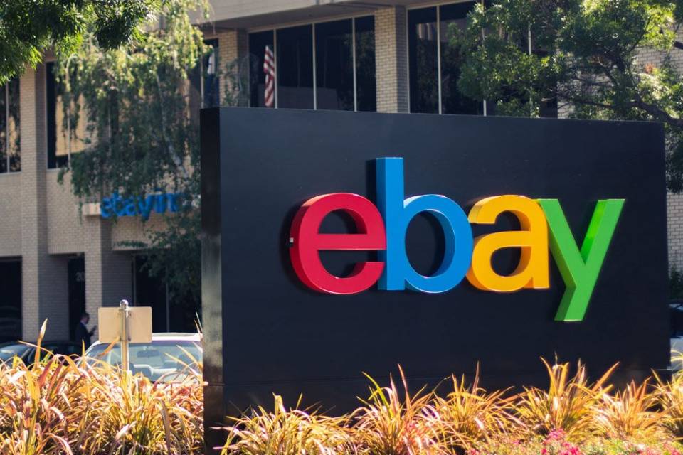 eBay abre espaço para compra e venda de NFTs na plataforma