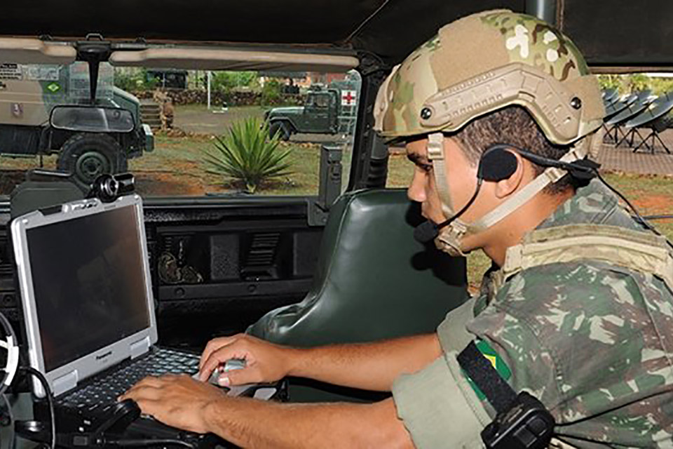 Dados de generais do Exército Brasileiro são expostos na internet