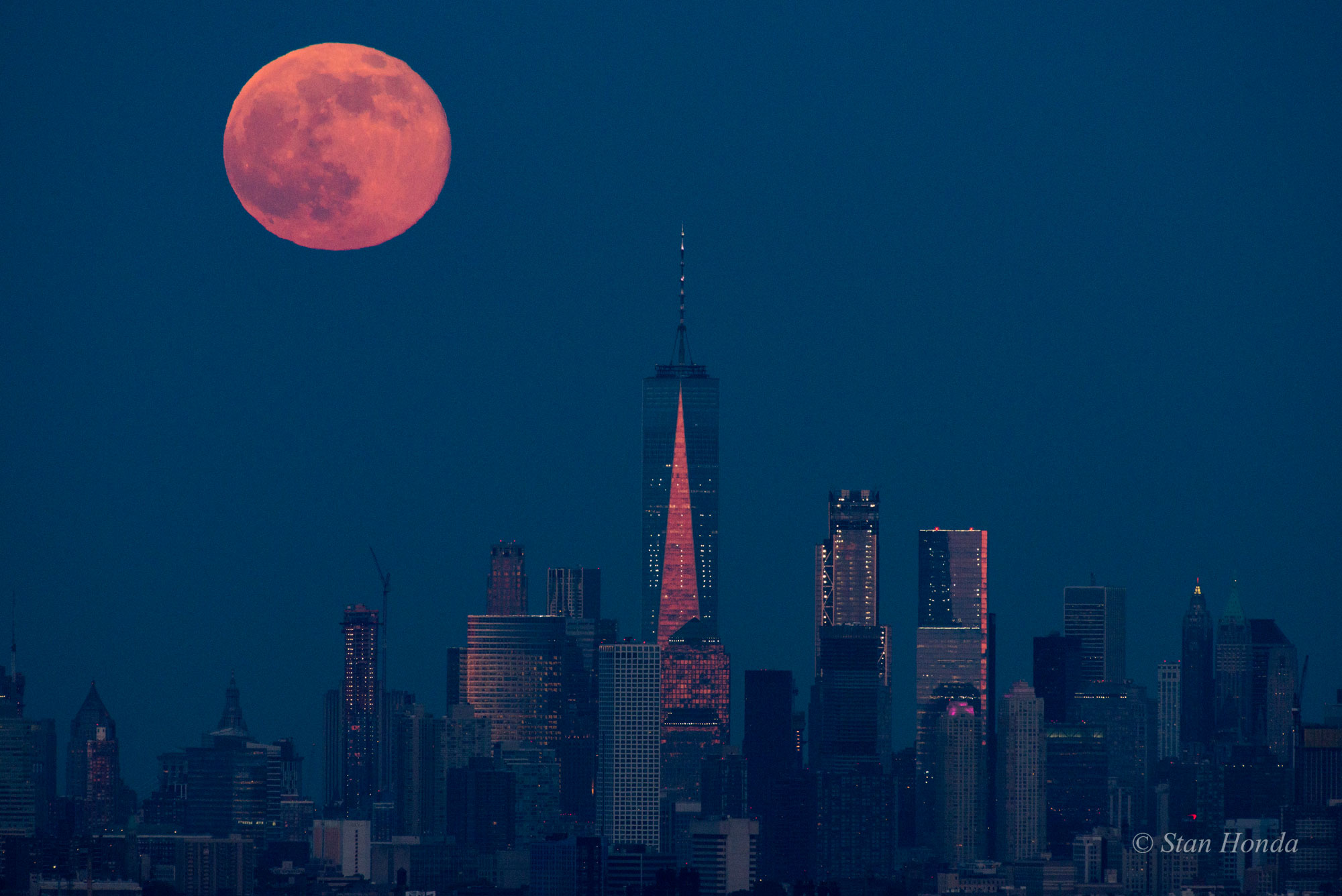 Lua cheia de morango poderá ser vista no Brasil em 24 de junho