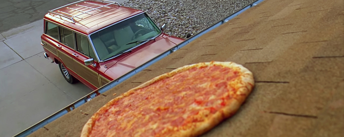 Imagem de: Breaking Bad: dona da casa da série cansou de pizzas no telhado