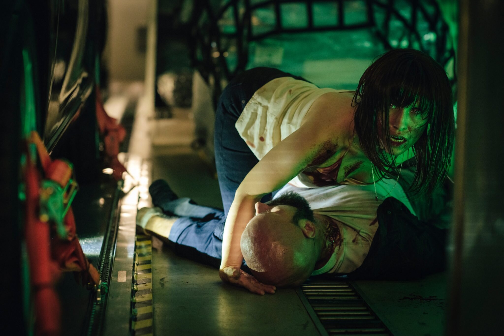 Imagem de: Blood Red Sky: filme da Netflix com vampiros em avião ganha teaser