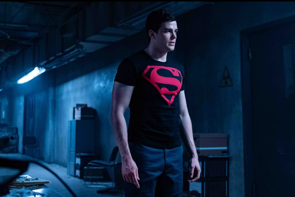 Imagem de: Titãs: ator do Superboy compartilha treinamento para 3ª temporada