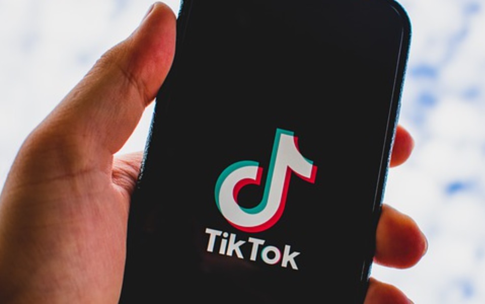 Dona do TikTok agora vende o próprio algoritmo de recomendação