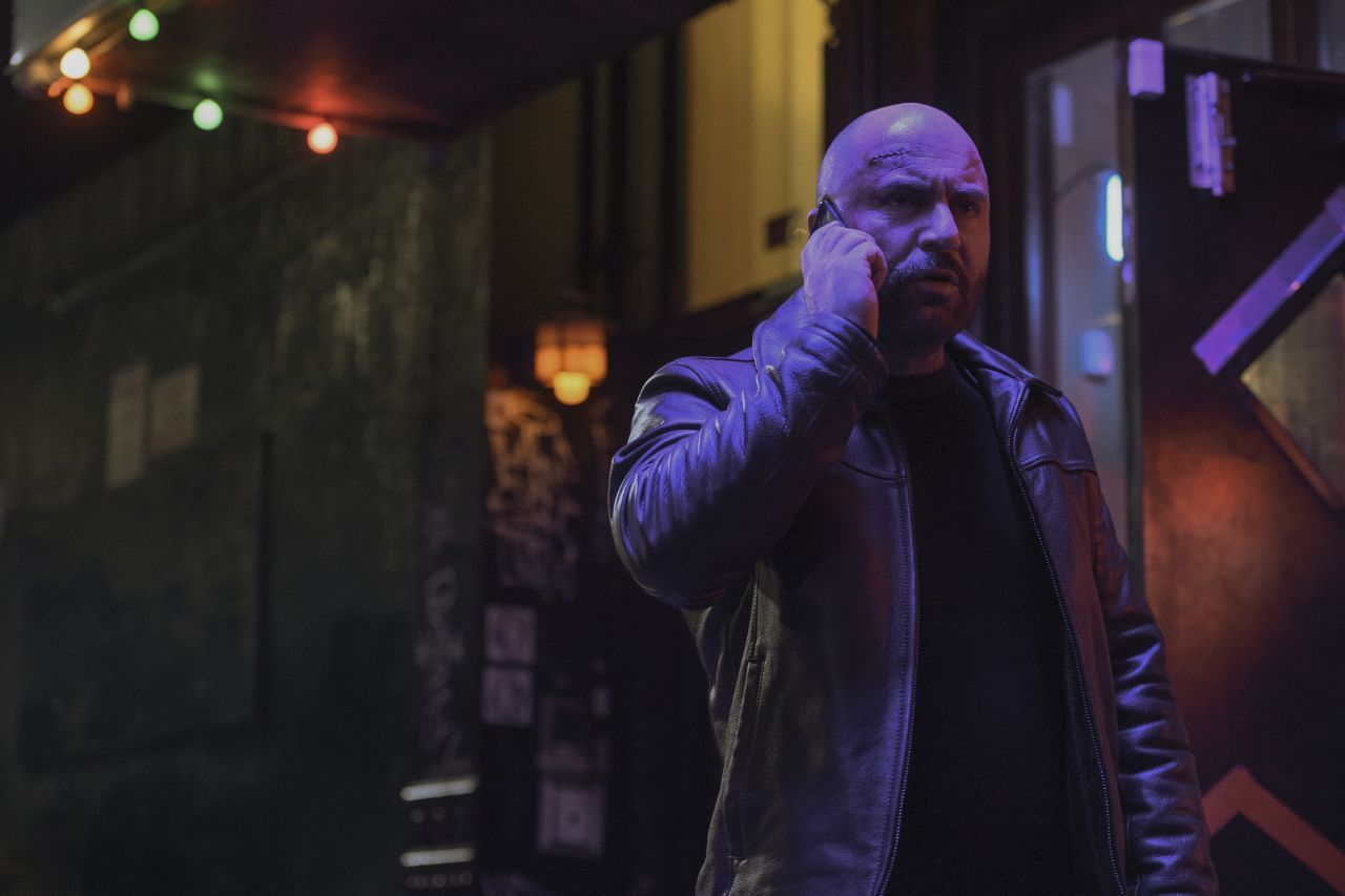 Imagem de: Hit & Run: nova série de suspense da Netflix ganha trailer tenso; veja!