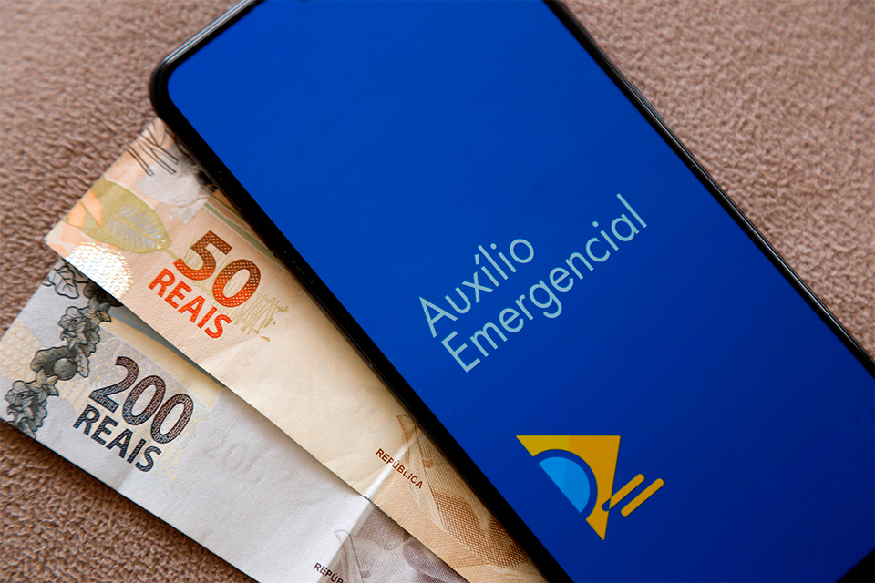 Caixa usará WhatsApp para mensagens sobre Auxílio Emergencial - Vimarsana News