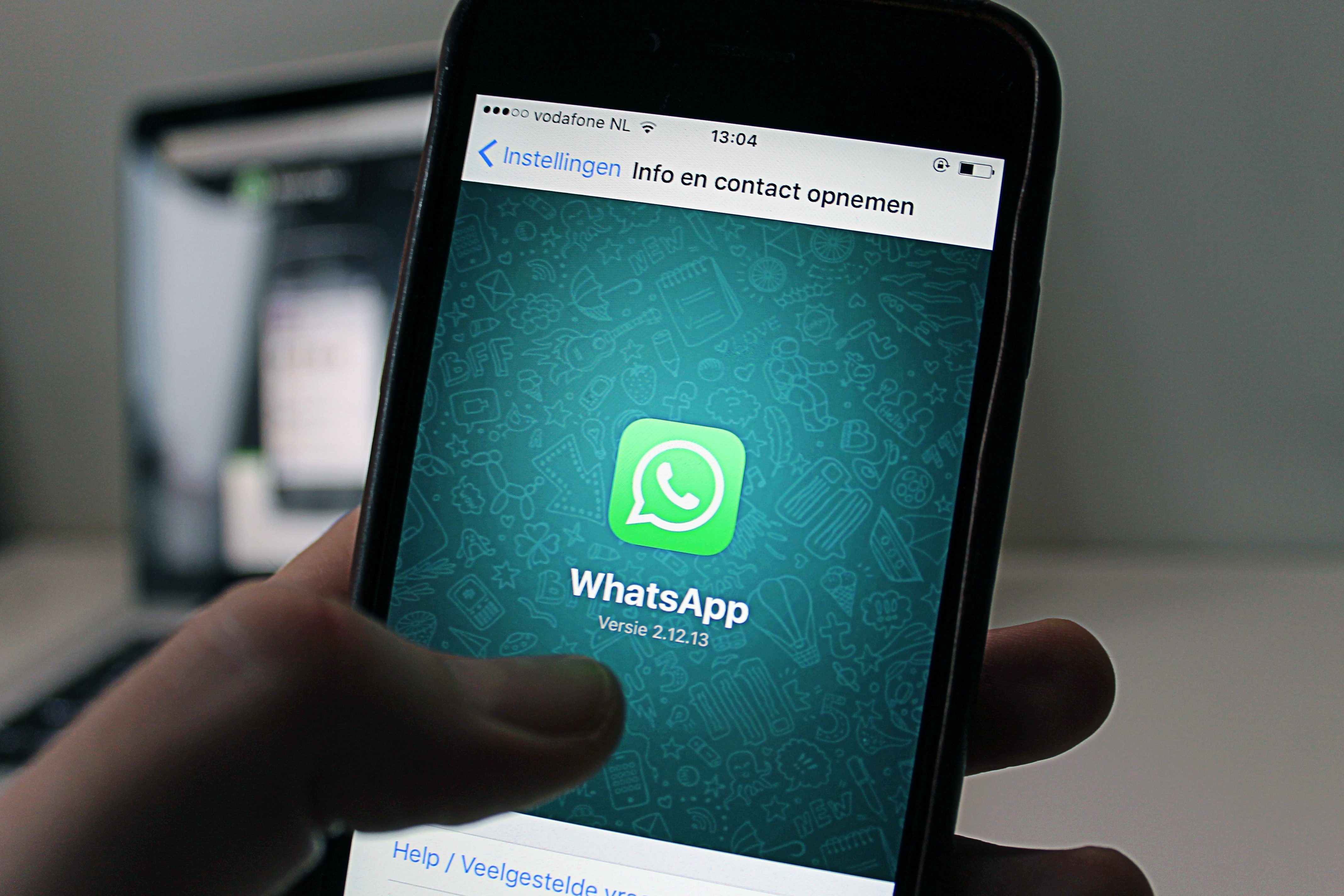 6 formas de ficar offline no WhatsApp