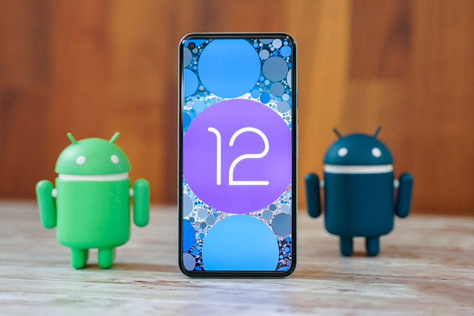 Android 12 traz relógio em Material You como novo easter egg