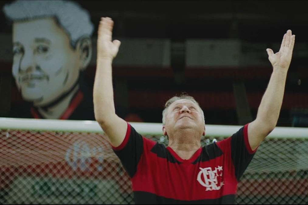 Inteligência Artificial recria voz do falecido pai do ex-jogador Zico - Vimarsana News