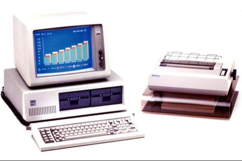 Primeiro PC da IBM foi lançado há 40 anos