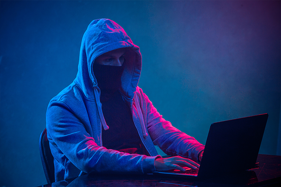 'Agende duplo' teria vazado informações da Apple e se arrependido - Vimarsana News