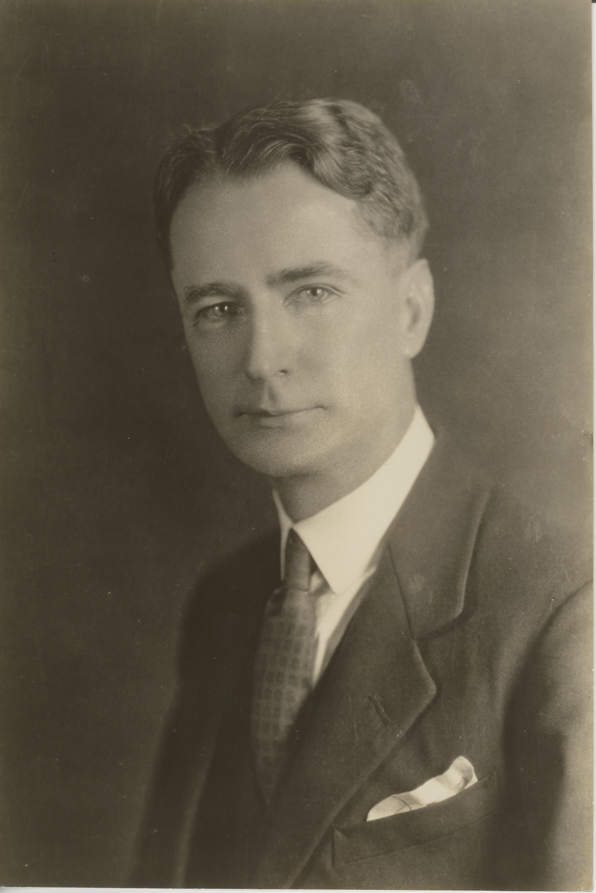 Dr. Thornwell Jacobs. (Fonte: Source/Reprodução)