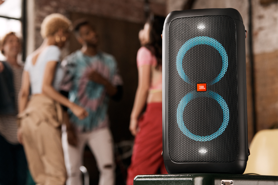 JBL: Harman inicia produção da PartyBox 100 no Brasil