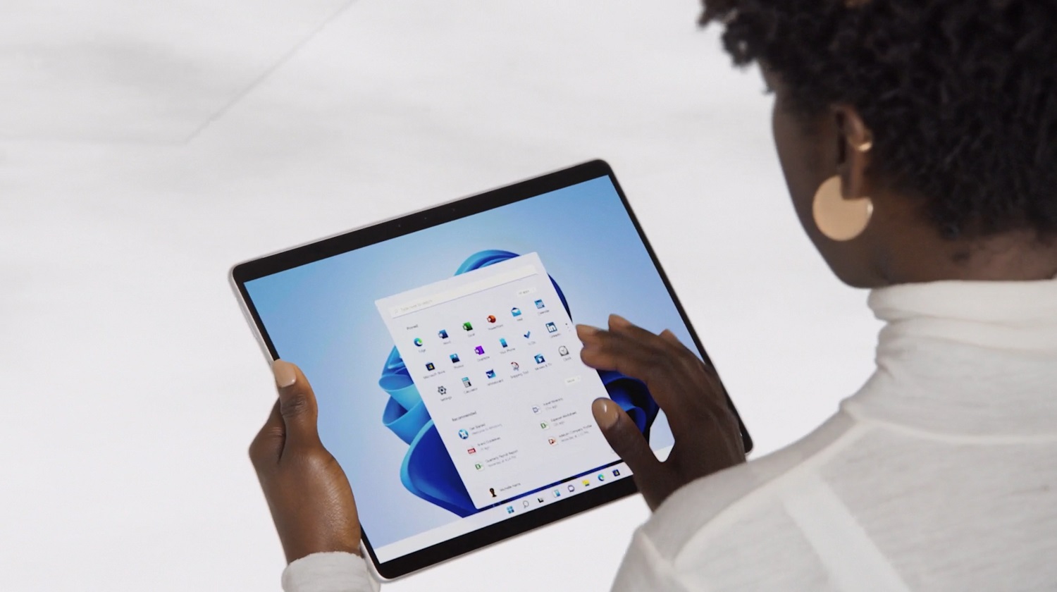 Microsoft lança Surface Pro 8 com tela de 120 Hz e Windows 11