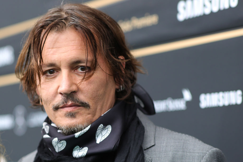 Johnny Depp pede que pessoas lutem contra cultura do cancelamento