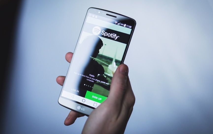 Spotify lança funções para aumentar interatividade em podcasts