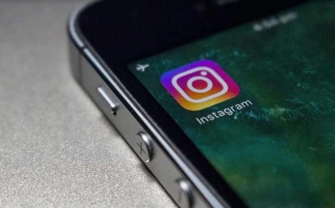 O Instagram é acusado de prejudicar a autoestima de jovens e aumentar fatores como o bullying.
