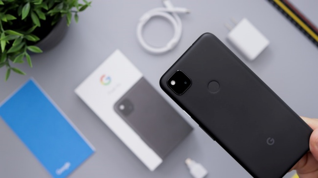 O Pixel 4a foi um dos modelos que recebeu o alerta de atualização.
