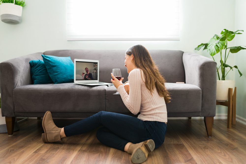 Tinder: Papo Rápido chega ao Brasil e permite chat antes do match