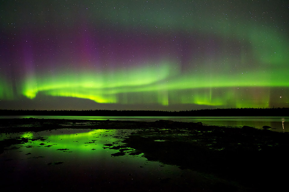 Vídeo em 4K mostra aurora boreal no mar Branco da Rússia; assista