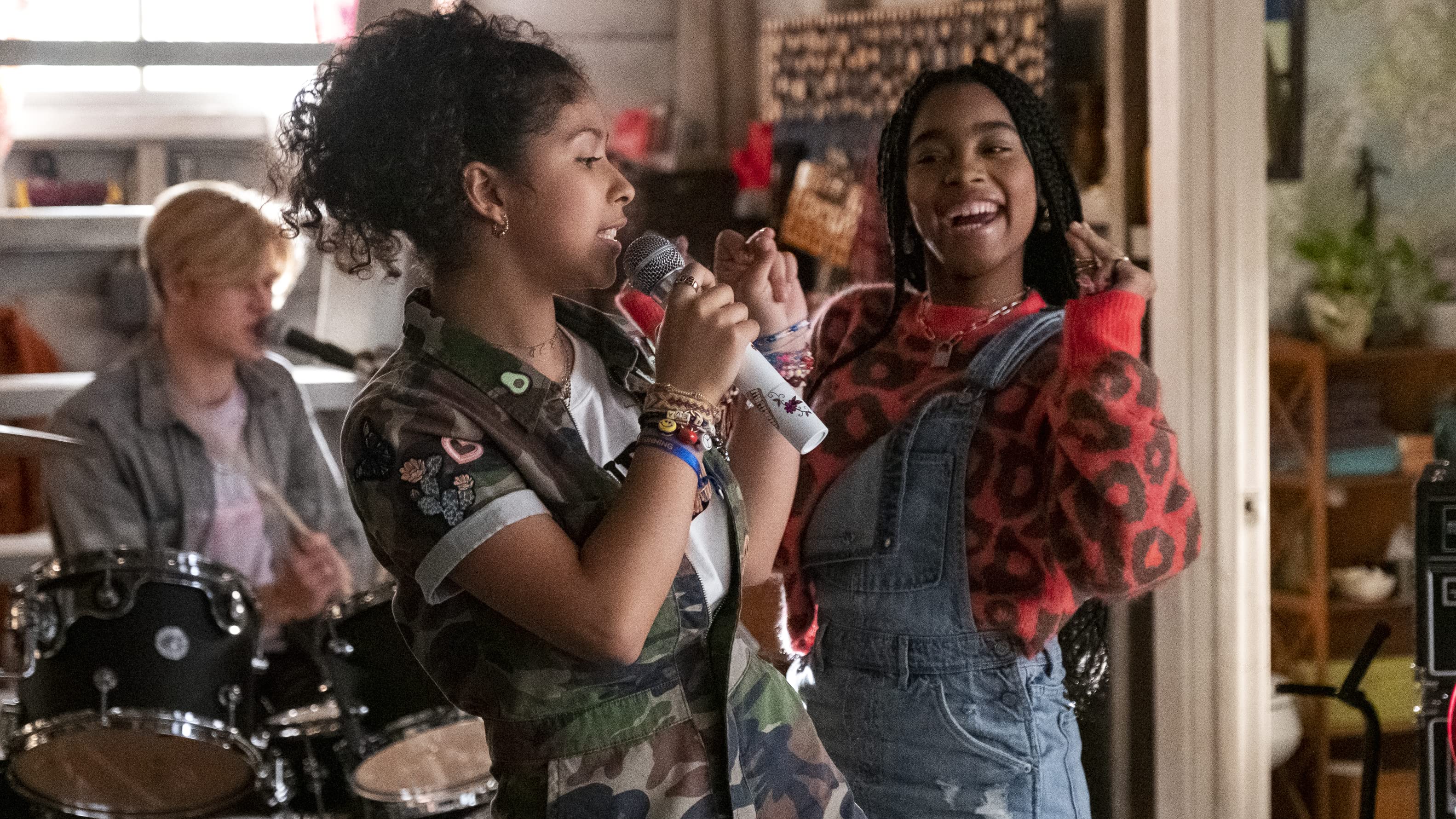 Julie and the Phantoms: série é cancelada pela Netflix; veja detalhes