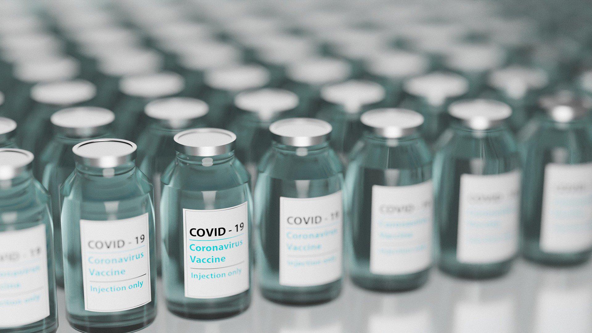Vacinas aumentam proteção de quem já teve covid-19, mostra estudo