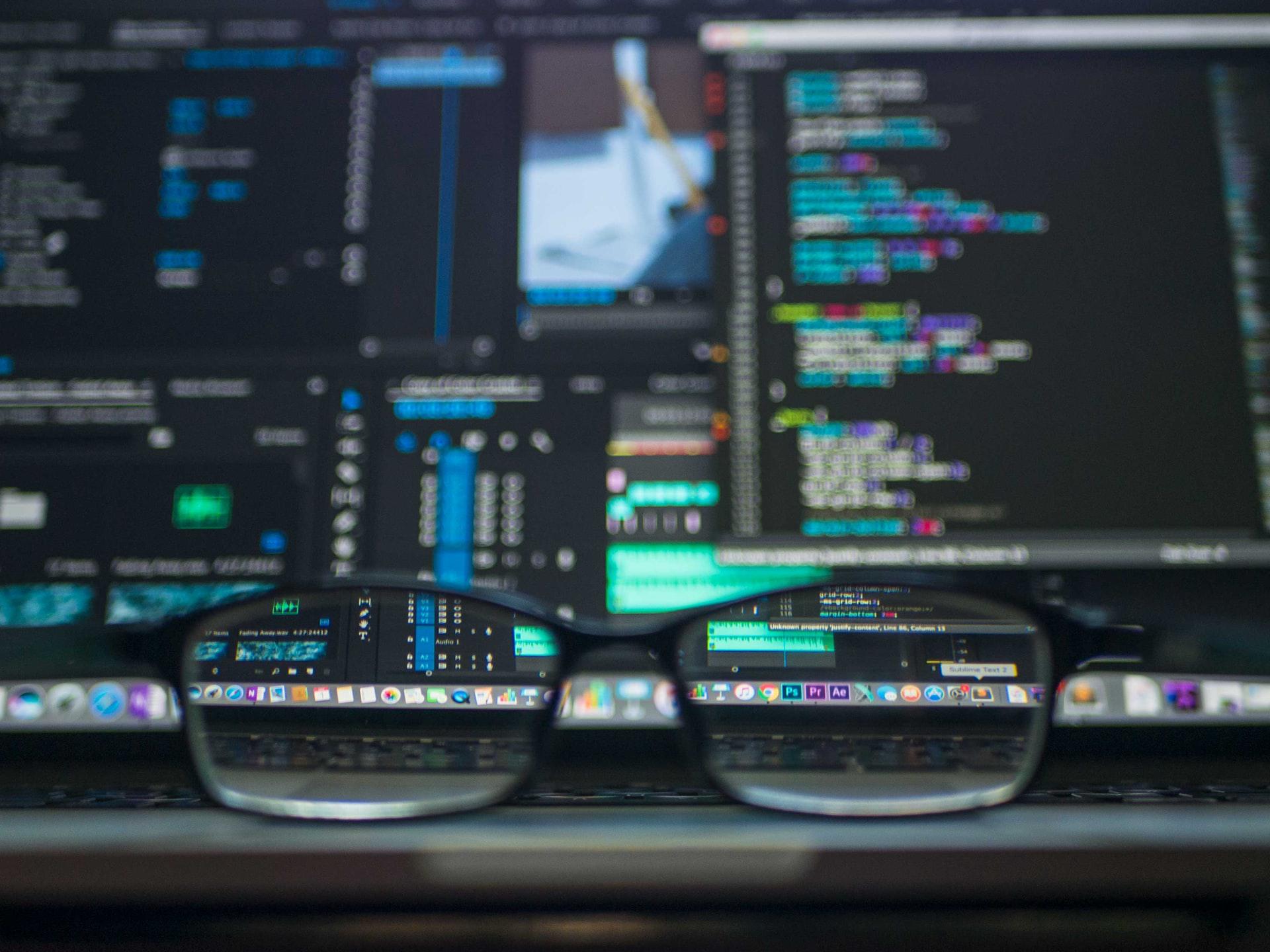 Em 2017, os ataques ciebernéticos fizeram o Brasil perder US$ 22 bilhões. (Unsplash/Reprodução)