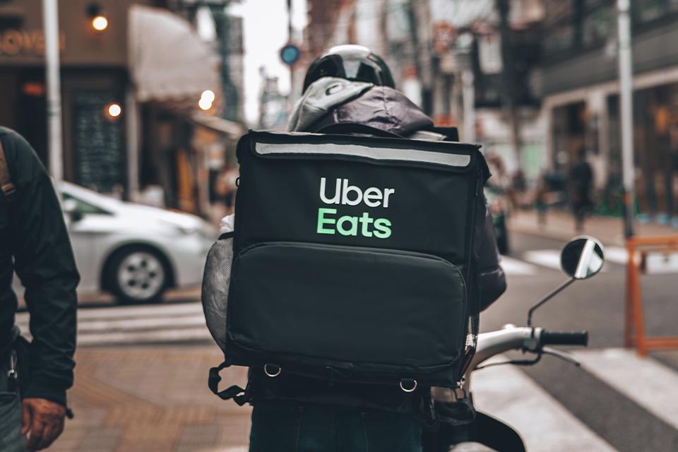 Além do Uber Eats: conheça outros apps de delivery de comida