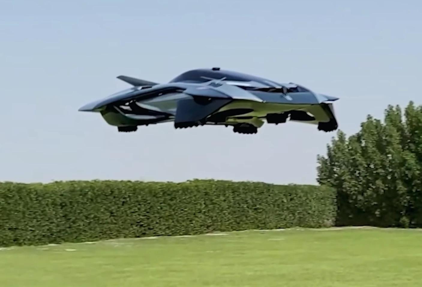 Estilo Batmóvel: veja voo teste do carro voador da Bellwether