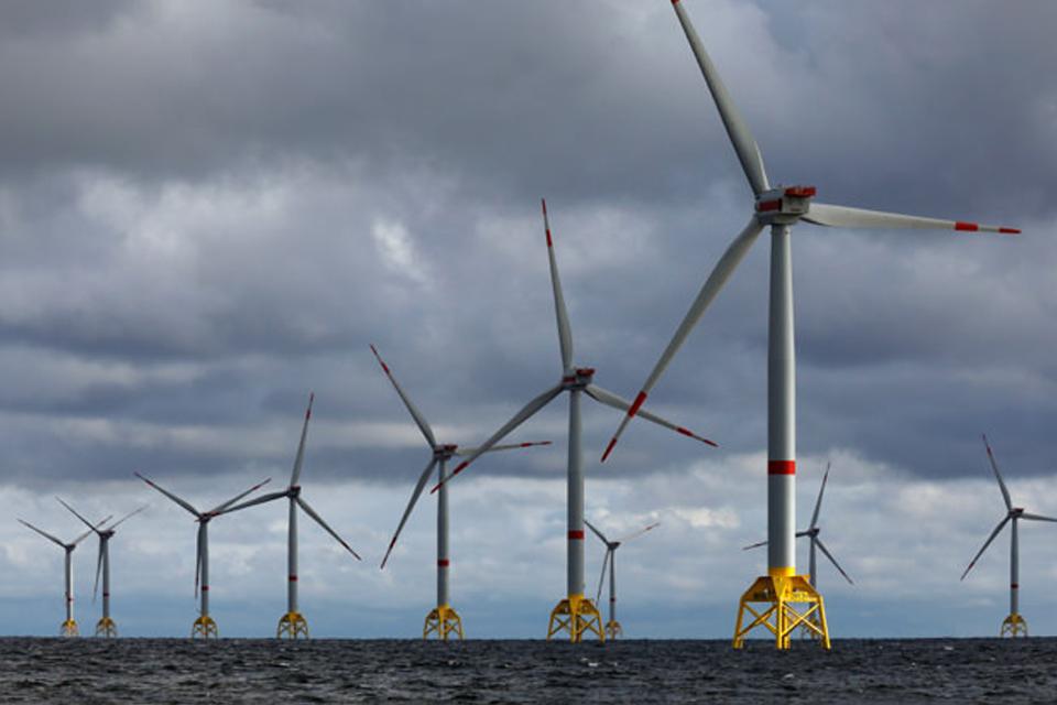Decreto define regras para geração de energia eólica em alto mar no Brasil
