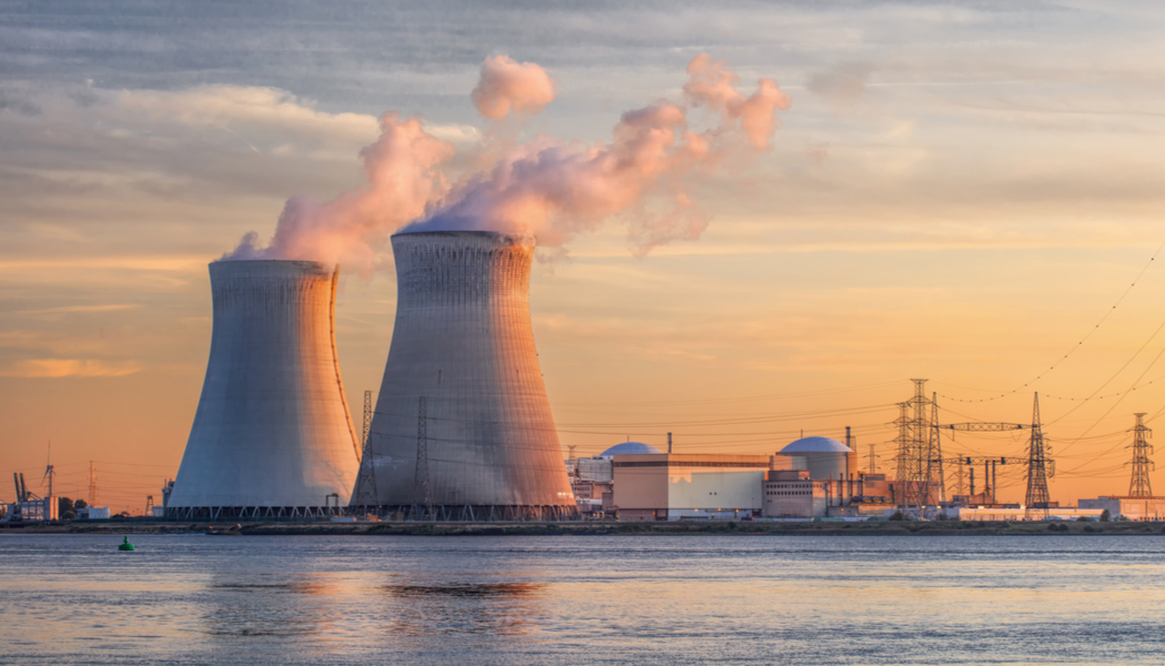 A energia nuclear produz mais eletricidade em terra do que qualquer outra fonte de energia limpa, segundo o Nuclear Energy Institute (Shuttertock/Reprodução)