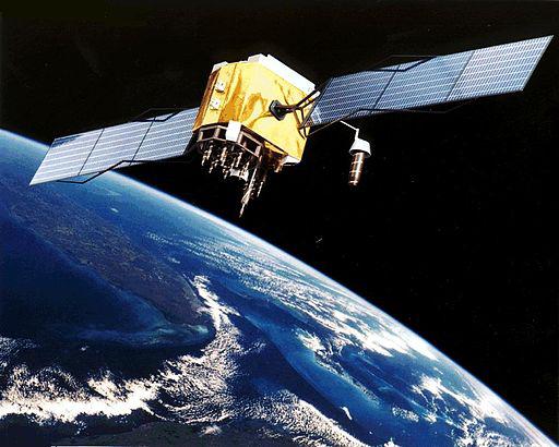 Imagem antiga representando um dos satélites responsáveis ​​pelo projeto do GPS (Fonte: Wikimedia Commons/NASA)