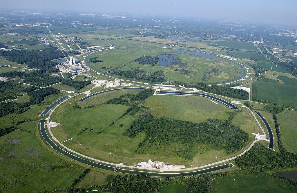 A descoberta foi feita no Tevatron, acelerado americano desativado em 2011 (Fonte: Wikimedia/Fermilab, Reidar Hahn)