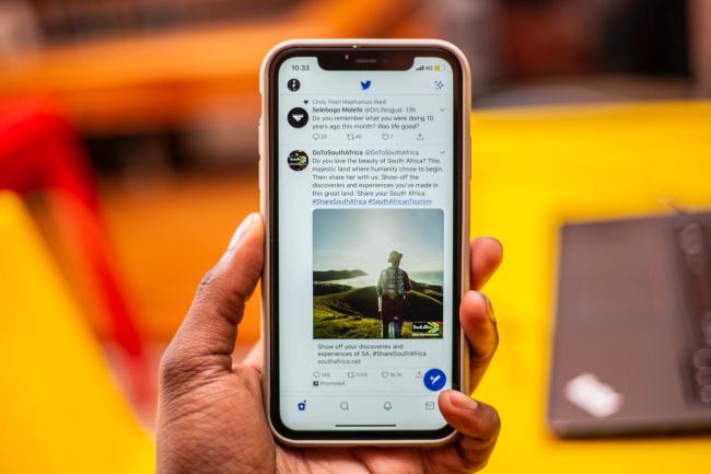 O Twitter pode ganhar uma nova cara, se a negociação for concretizada.