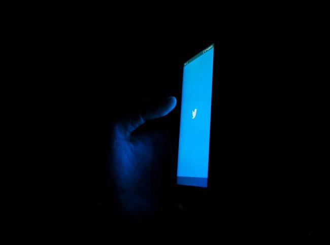 O processo de exclusão do Twitter demora 30 dias.