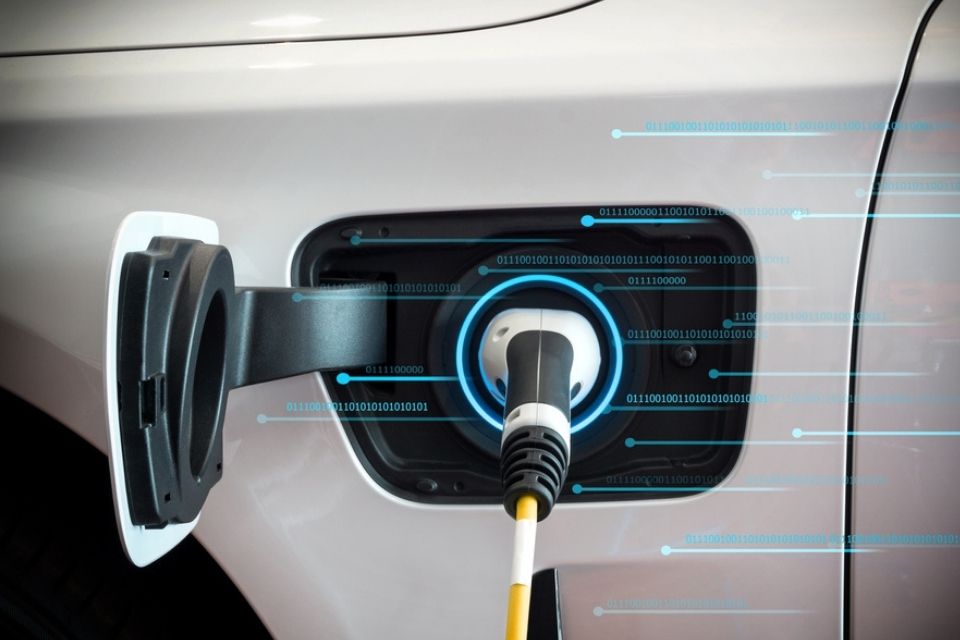 Carros elétricos: como a tecnologia pode ajudar na expansão do setor?